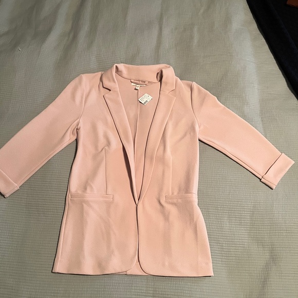 Maurice’s pink blazer - Picture 4 of 4